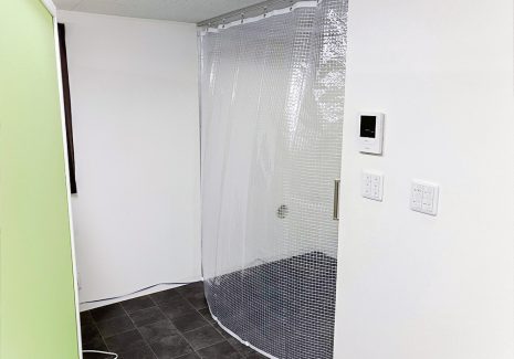 専用　透明ビニールカーテン　0.3㍉　3000×3000 ２枚 防炎糸入り透明ビニールカーテン 0.3mm厚 上村産業(上村シート